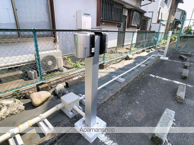 グランドール靖国の外観写真