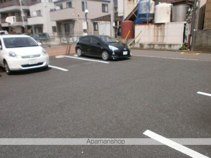 東京都武蔵村山市榎２丁目[2LDK/61.27m2]の共用部6