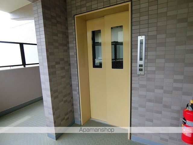 【国分寺市本多のマンションの写真】