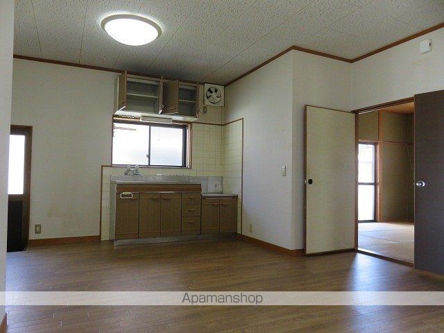 予讃線 伊予西条駅 徒歩22分 1階建 築34年の内装写真