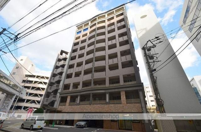 インプレイス中央の外観写真