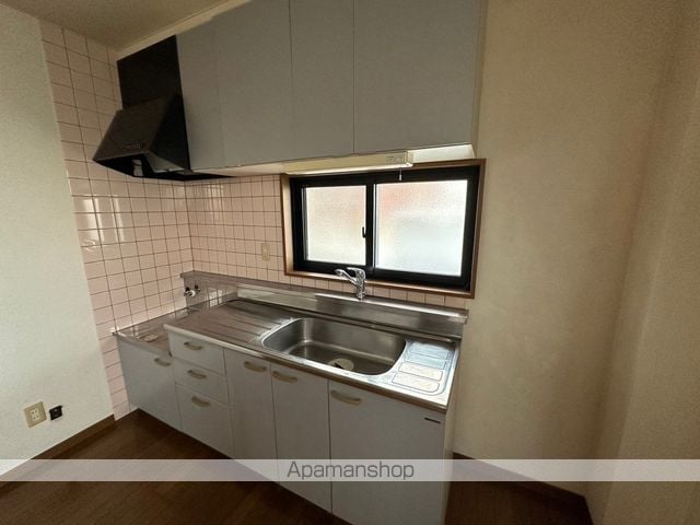 松木賃貸住宅の内装写真