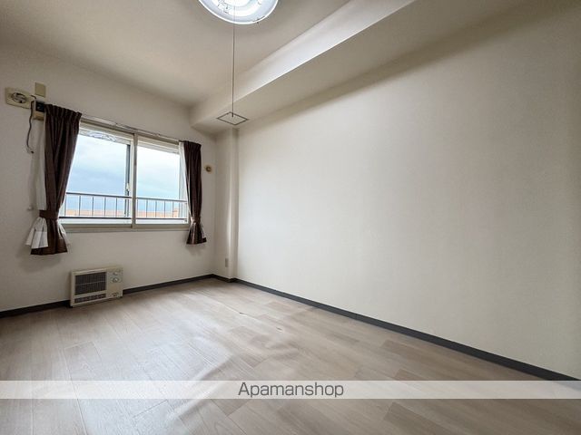 シャトーム深堀町の内装写真