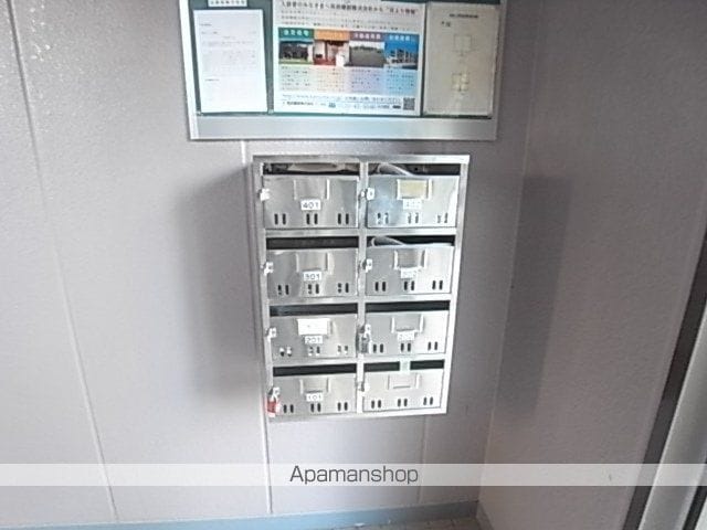 ラフィネ櫻館の玄関写真
