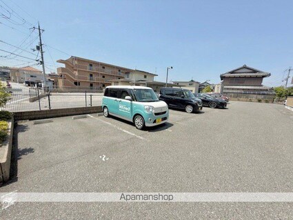 グランフォーレ[2LDK/52.55m2]の駐車場