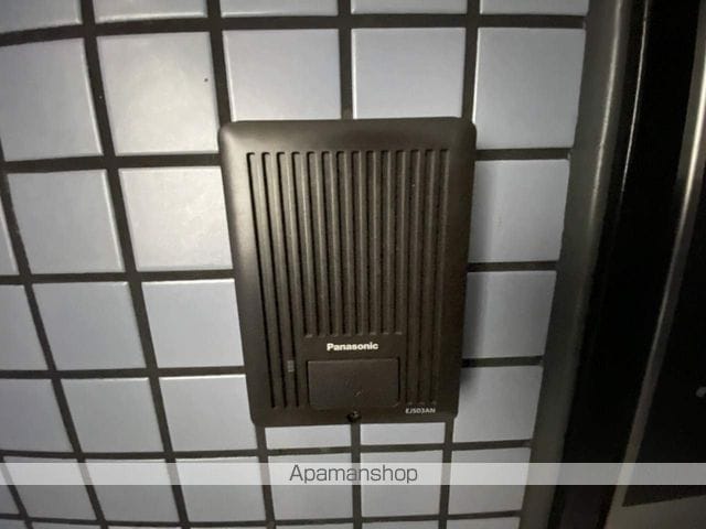 ゴッドフィールドIIIの内装写真