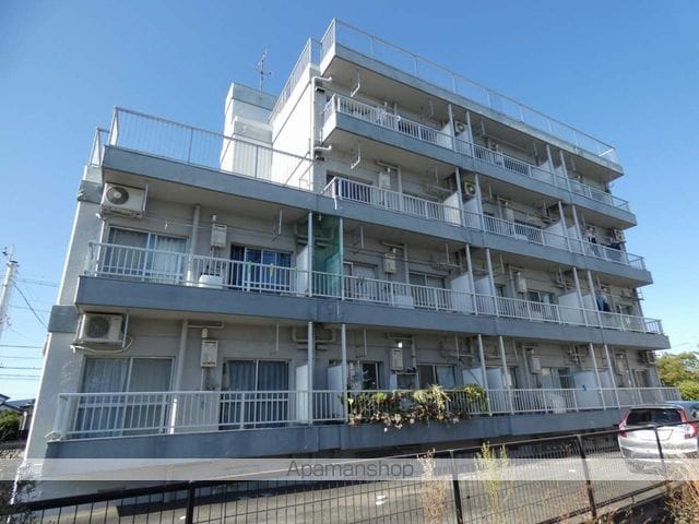 四ツ池マンションの外観写真
