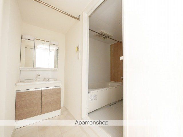アルファスクエア宮の森2条の内装写真