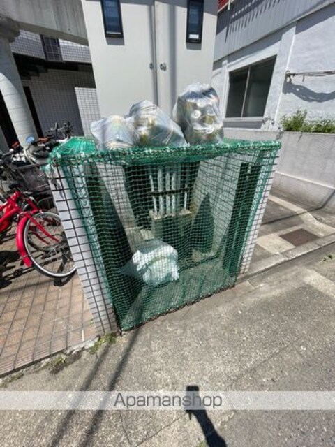 和歌山県和歌山市中之島[1R/24.68m2]の共用部3