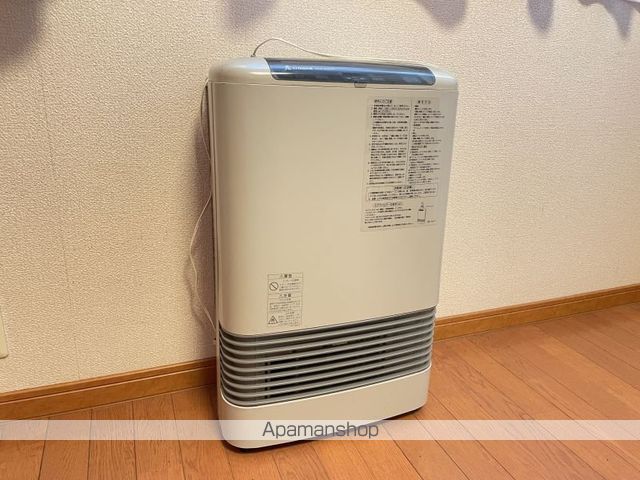 レオパレス西波止場の内装写真