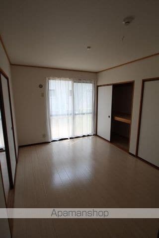 ドミール屋島の内装写真