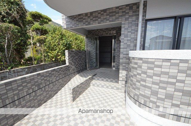 アンフォーラ宮脇の玄関写真