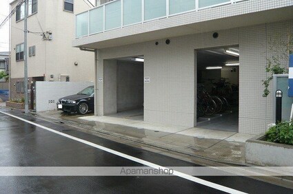 エスティメゾン高円寺[1LDK/47.44m2]の駐車場1