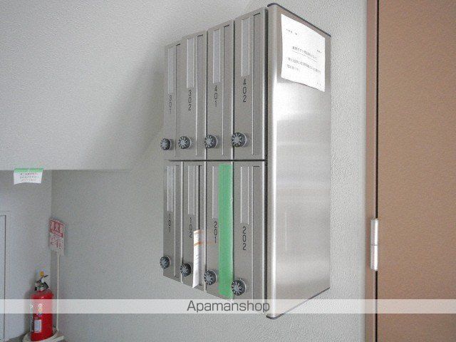 ウィングバレーの玄関写真