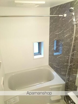 ＣＲＥＳＴＶＩＬＬＡ　Ⅱ[2LDK/57.25m2]のバス