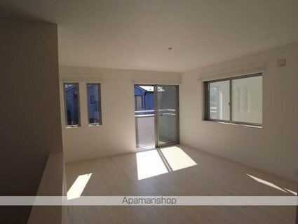 滝野川４丁目戸建[3LDK/76.18m2]の内装2