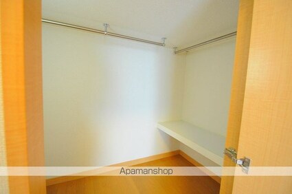 香川県坂出市久米町１丁目[1K/23.61m2]の収納1