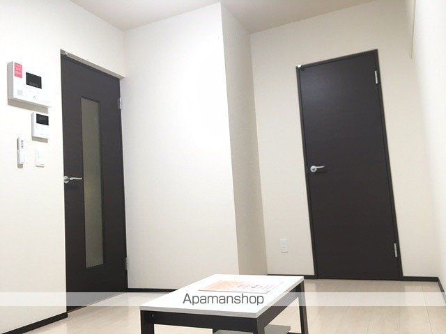 クレイノ東新宿の内装写真