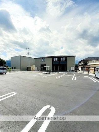 シャルマンⅤ[2LDK/58.6m2]の駐車場2