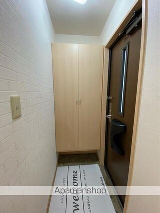 ブルーフォーレＤ棟[2LDK/55.44m2]の玄関