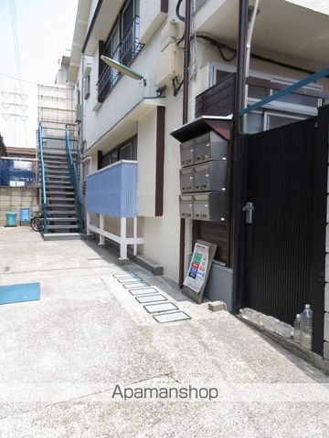 五輪荘の玄関写真