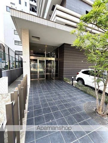 エスリード 0TEMAEの玄関写真