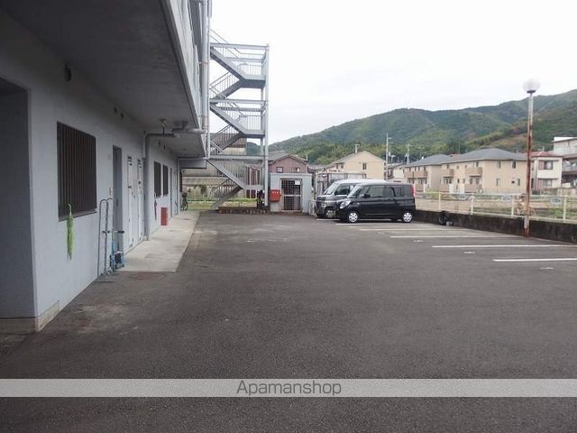 パレスハイツ萩野の玄関写真