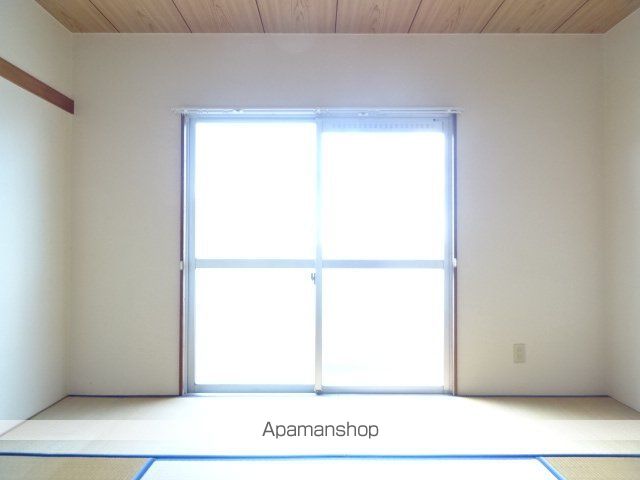 マンションロジュマンIIの内装写真