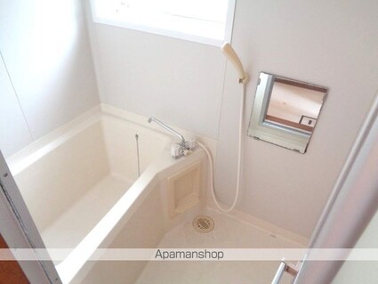 コーポ紅花６号棟[2K/38.9m2]のバス