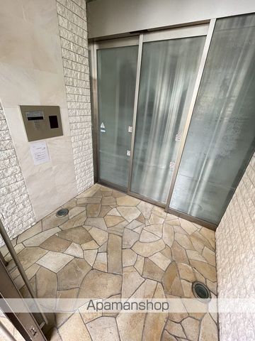 茶屋ヶ坂ライズの玄関写真