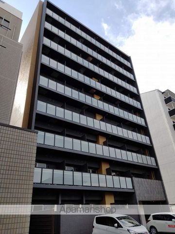 PRESSANCE江坂クォーレの外観写真