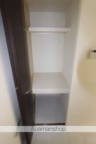シモンズの内装写真