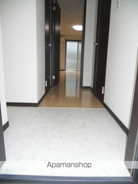レジデンス四ヶ郷[1R/31.5m2]の玄関