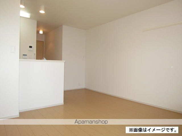 アン・リヴィエール　Ａ[1LDK/50.33m2]のリビング・居間