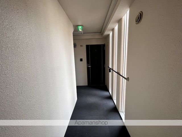 WEST KNOLL壱番館の玄関写真