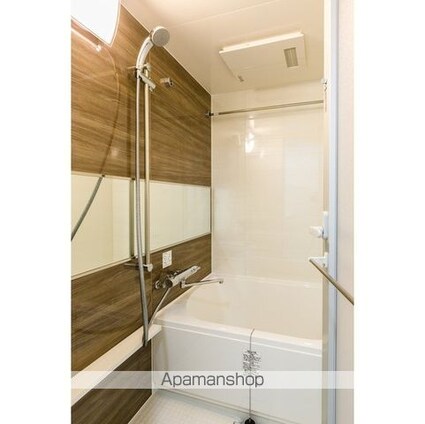 ルフォンプログレ赤羽[1K/25.6m2]のバス