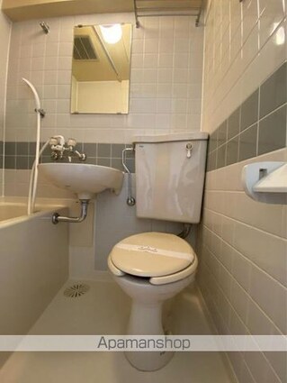 プチメゾン片原町[1R/18.44m2]のトイレ