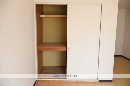 ブライトシティ柏木[1R/29.75m2]の収納