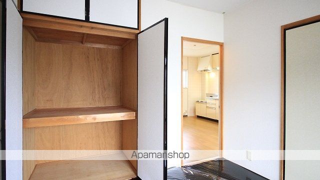 フローラル内藤Eの内装写真