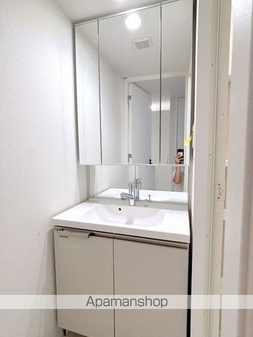 COMFORIALIV大阪本町の内装写真