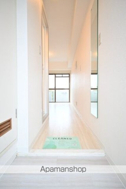 東京都世田谷区弦巻３丁目[1R/17.01m2]の玄関2