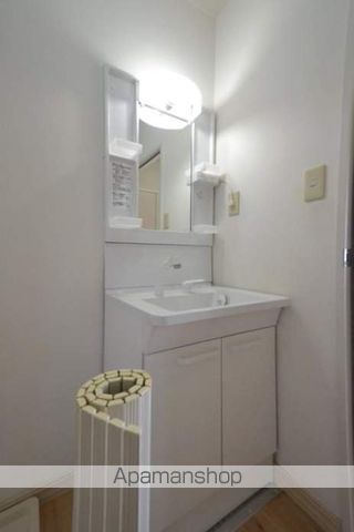 オークス 弐番館の内装写真