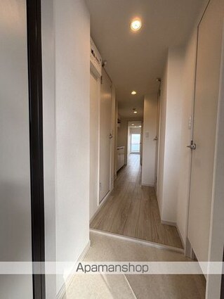 リブリ・Ｇｒａｎｄｅ　Ⅶ[1K/29.81m2]の玄関