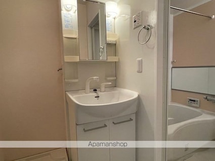 ポルト・イースト[1LDK/33.39m2]の洗面所