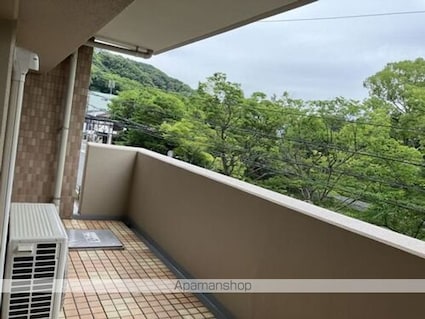 ドゥエル若草[4LDK/89.54m2]のバルコニー