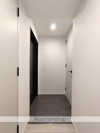 東京都新宿区西早稲田３丁目[2LDK/52.79m2]の玄関