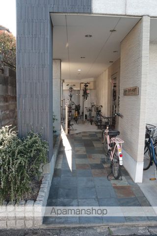 NM・DIX−HUIT エヌエムディズユイットの玄関写真