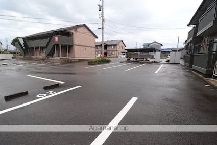 サニーコート杉本　Ｃ[1LDK/40.07m2]の駐車場