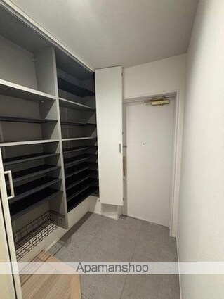 グローイングコート目白壱番館[3LDK/107.67m2]のバルコニー