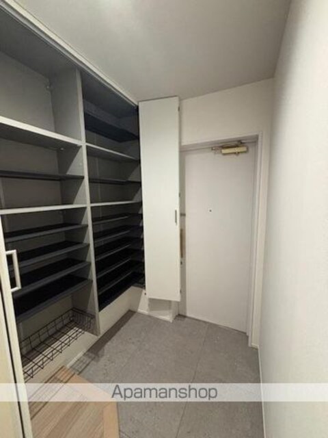 グローイングコート目白壱番館[3LDK/107.67m2]のバルコニー